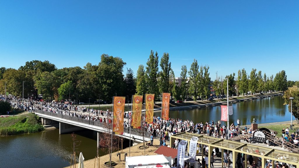 60. Vinkovačke jeseni