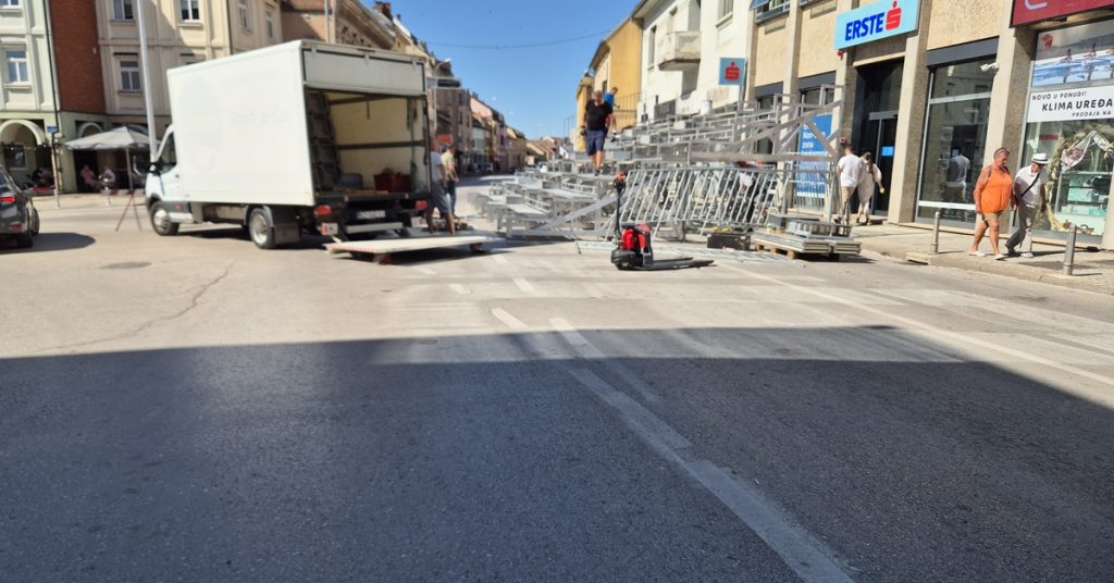 Pripreme za Mimohod Vinkovačkih jeseni u punom su jeku